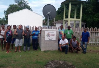 Inclusão Digital: Cinco escolas quilombolas de Oriximiná passam a ter sistema de internet via satélite