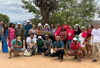 Ecam facilita Intercâmbio sobre Beneficiamento da Cadeia Produtiva do Coco Licuri